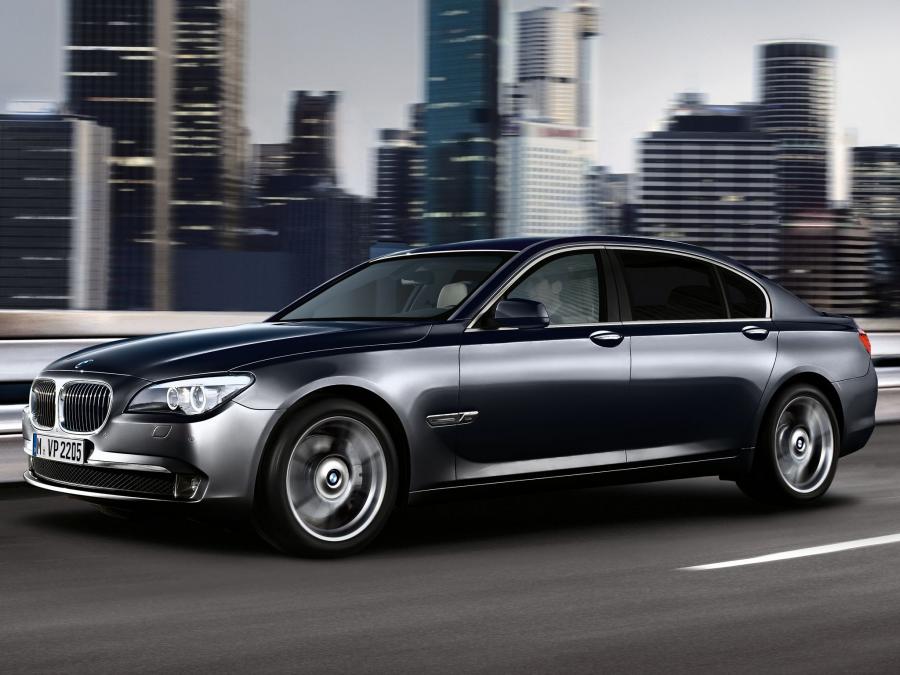  BMW 7-Series Individual 2009 года  (фото 4 из 13)